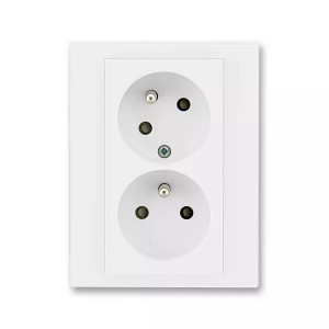 ABB Levit 5513H-C02357 03 zásuvka dvojnásobná s ochrannými kolíky, s clonkami, s natočenou dutinou, bílá/bílá